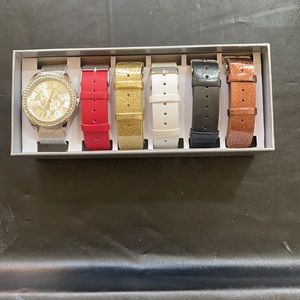NWT Watch set